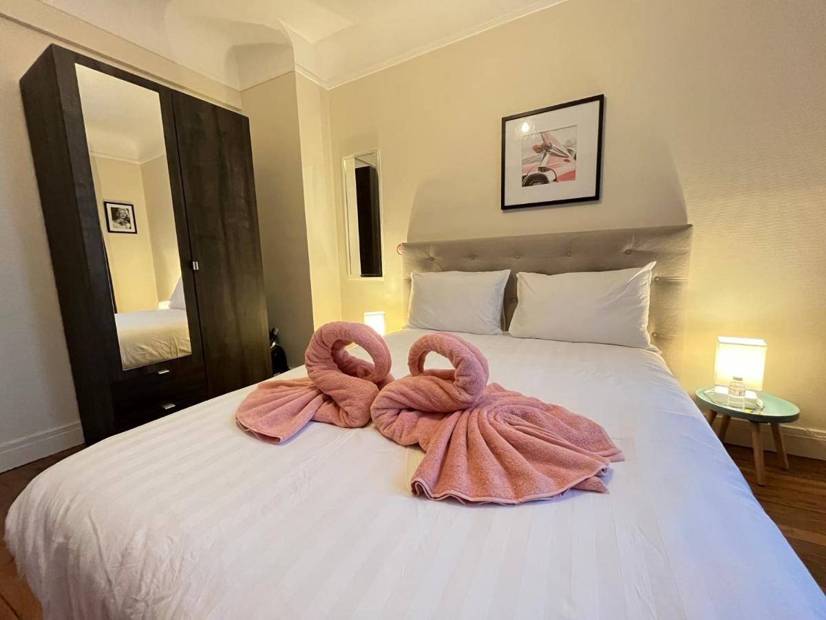 Le Vicomte Apartment Melun Bagian luar foto